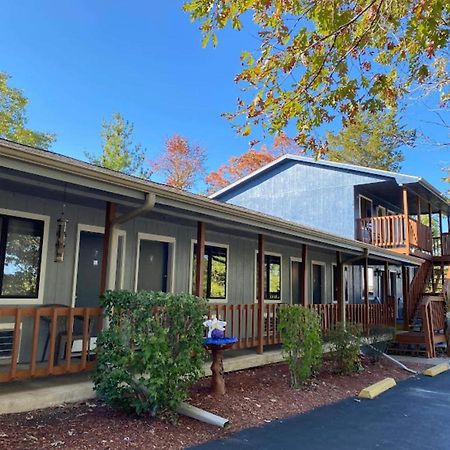 Shady Acre Inn And Suites Брансън Уест Екстериор снимка