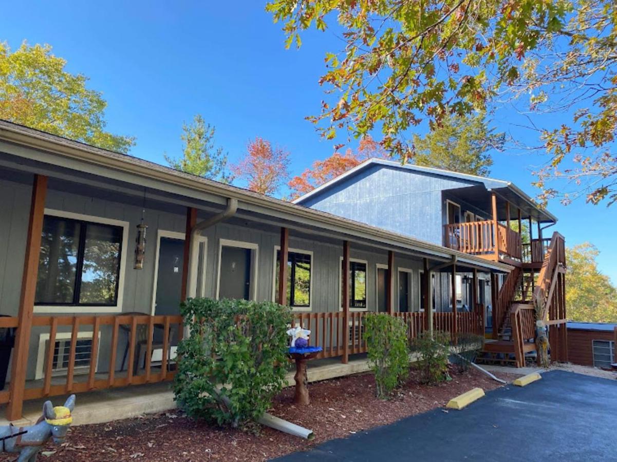 Shady Acre Inn And Suites Брансън Уест Екстериор снимка