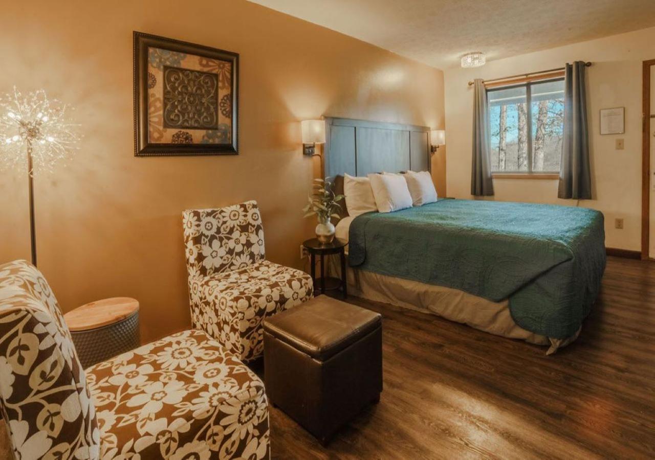 Shady Acre Inn And Suites Брансън Уест Екстериор снимка