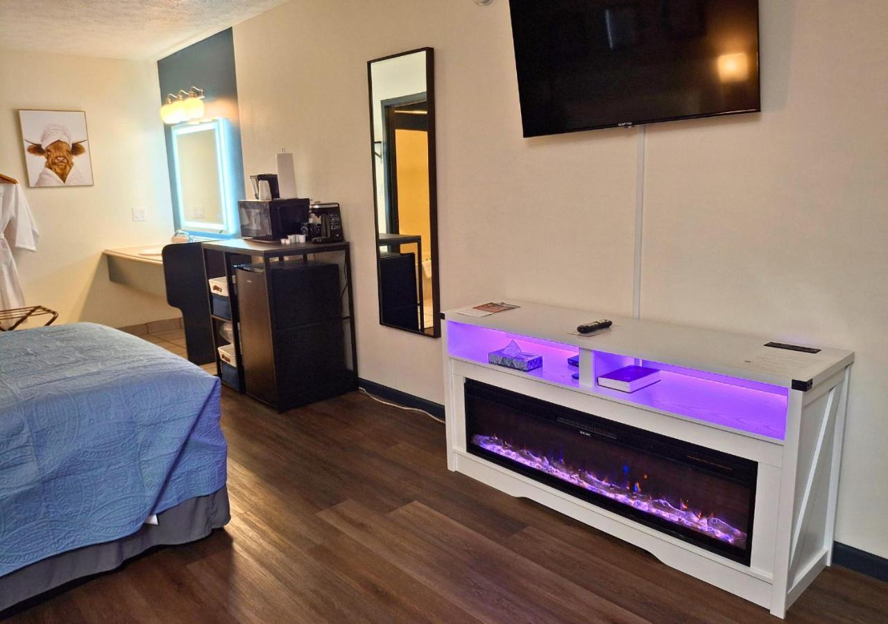 Shady Acre Inn And Suites Брансън Уест Екстериор снимка